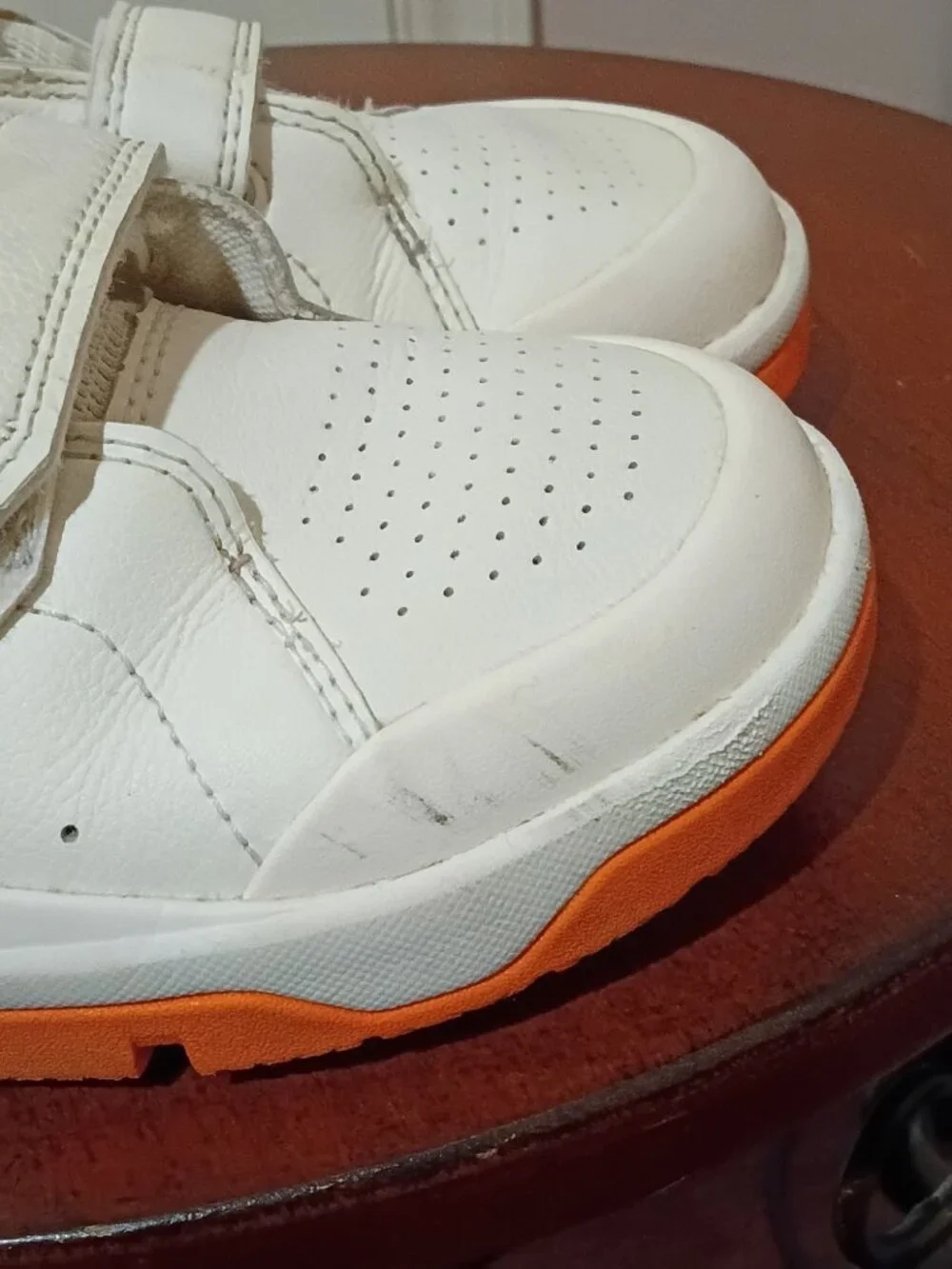 On THE ROGER Kids Ivory Orange Shoes Hook and Loop Kids Size K3